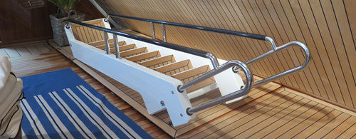 船尾平台游艇楼梯 - Big Carbon Swimming Stairs - X-Quip