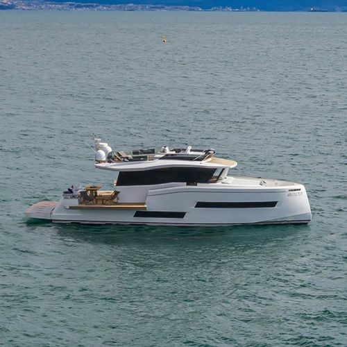 巡游机动游艇 - Endurance 60 - Pardo Yachts - 舵手室 / IPS POD / 3舱