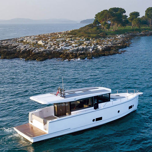 舷内快艇 - 44 coupe - Seafaring Yachts - 双引擎 / 硬顶 / 巡游